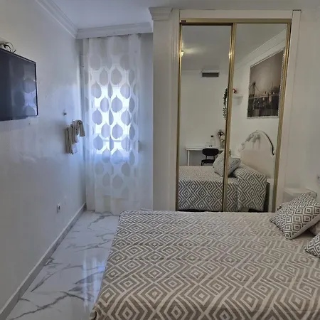 Habitaciones Torremolinos Homestay *